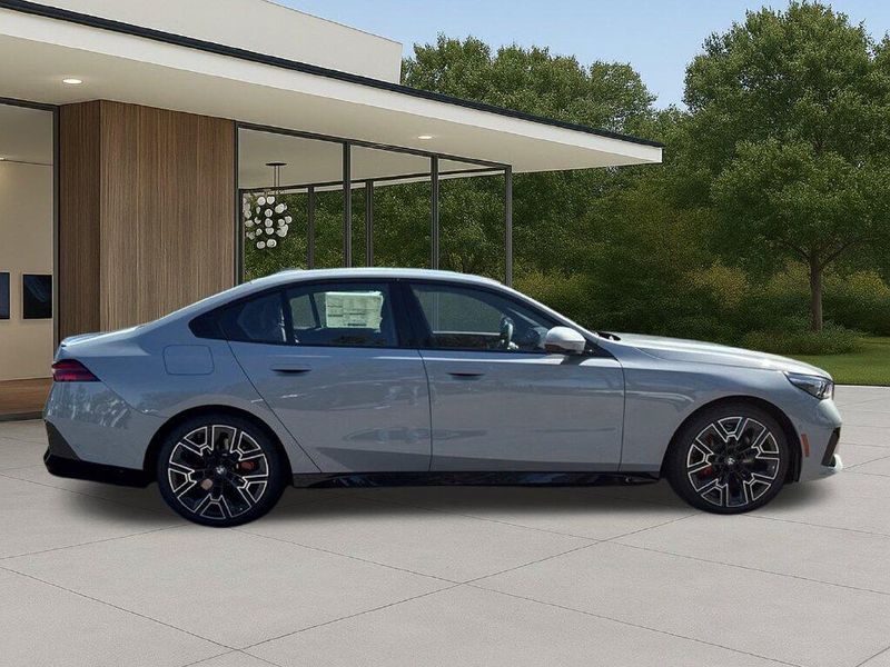 New 2027 BMW 5 Series 540i xDriveImage 7