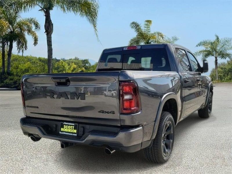 New 2026 RAM 1500 Big Horn Crew Cab 4x4 5'7' Box