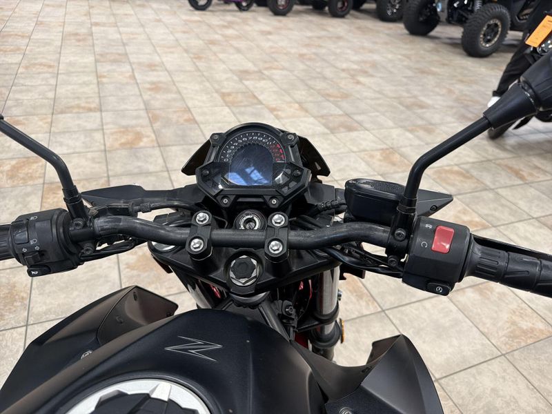 Used 2021 Kawasaki Z400 ABS Image 23