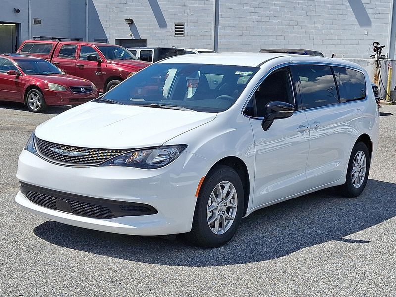2026 Chrysler Voyager LX photo 2