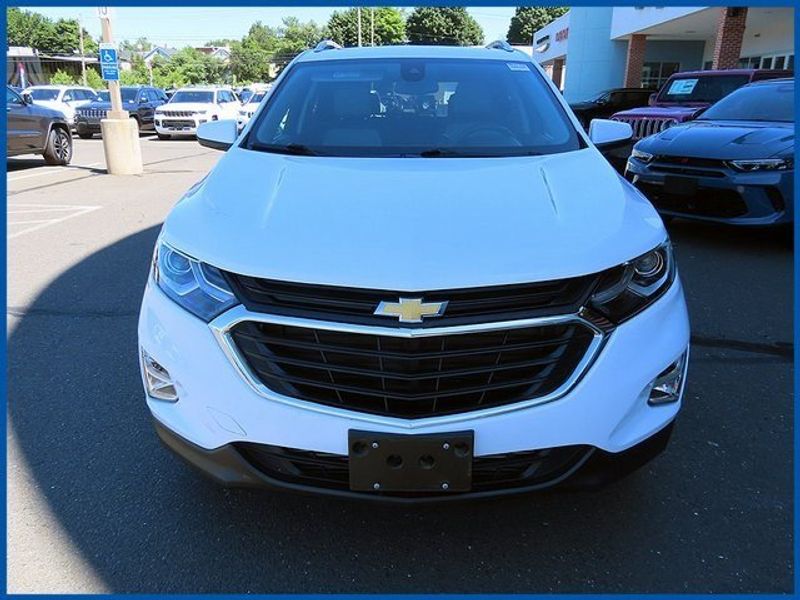 2021 Chevrolet Equinox LTImage 3