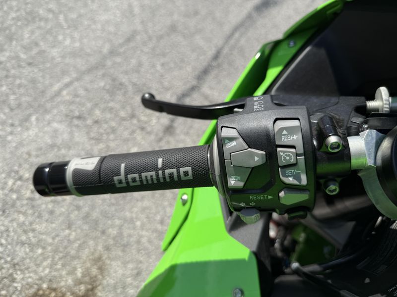 2024 Kawasaki Ninja ZX-10RR