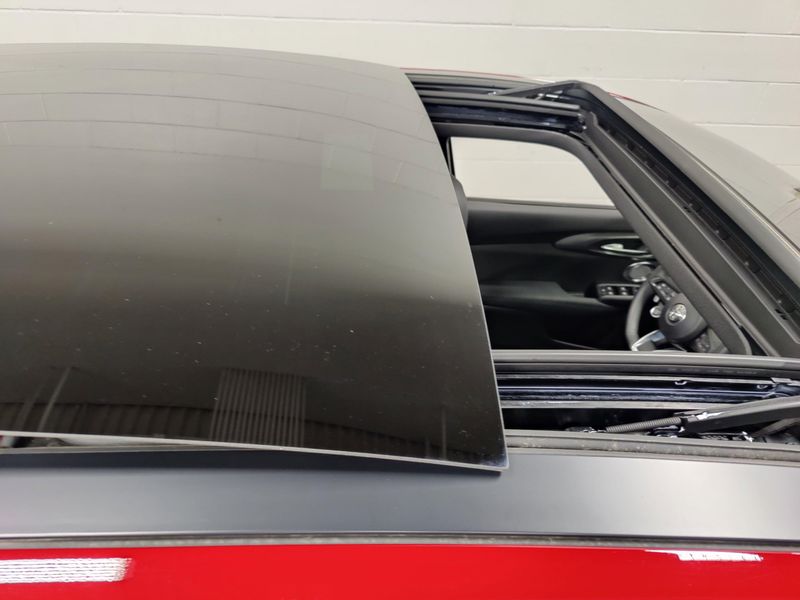 Used 2024 Alfa Romeo Tonale Veloce Premium AWD w/Sunroof/ActivImage 9