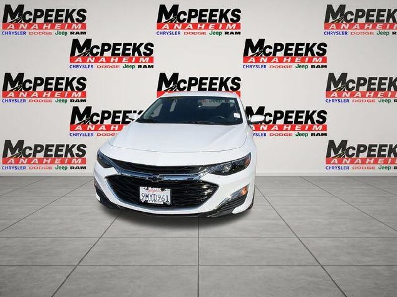Used 2025 Chevrolet Malibu RSImage 3