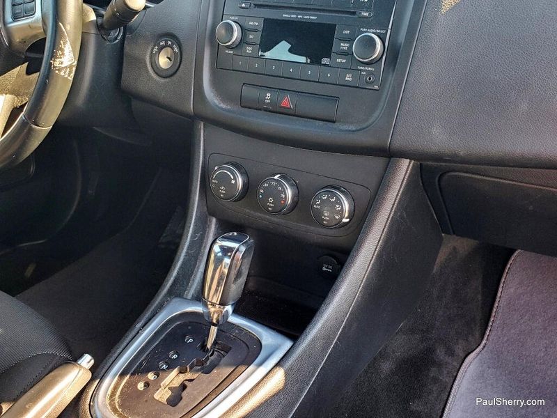 Used 2013 Dodge Avenger SXT