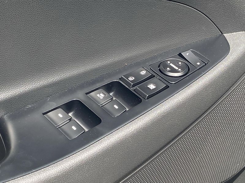 Used 2019 Hyundai Tucson ValueImage 18