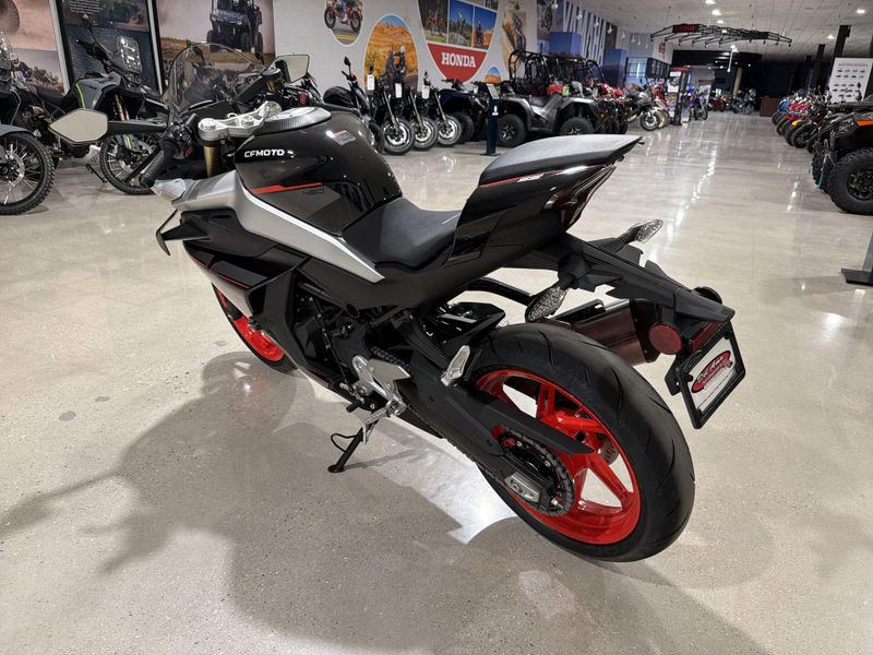 New 2026 CFMOTO 450SS Image 16
