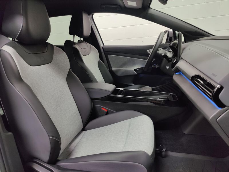 2024 Volkswagen ID.4 StandardImage 5