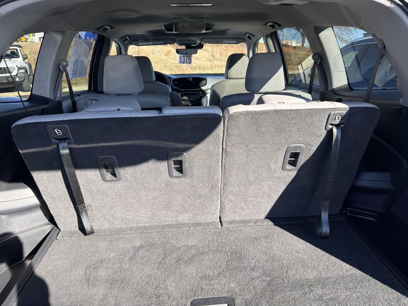 Used 2021 Honda Pilot Touring 7-PassengerImage 15
