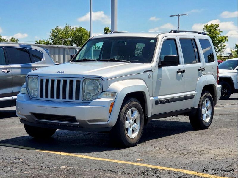Used 2011 Jeep Liberty SportImage 5