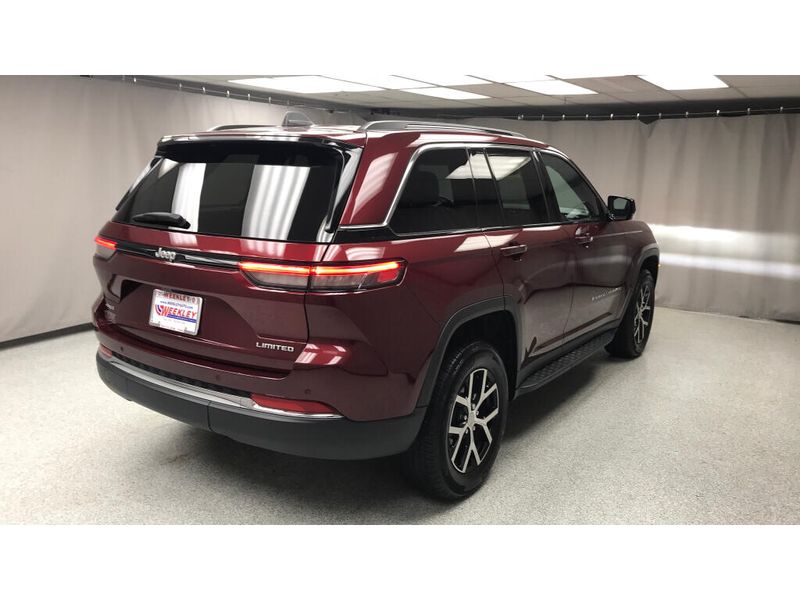 Used 2024 Jeep Grand Cherokee LimitedImage 21