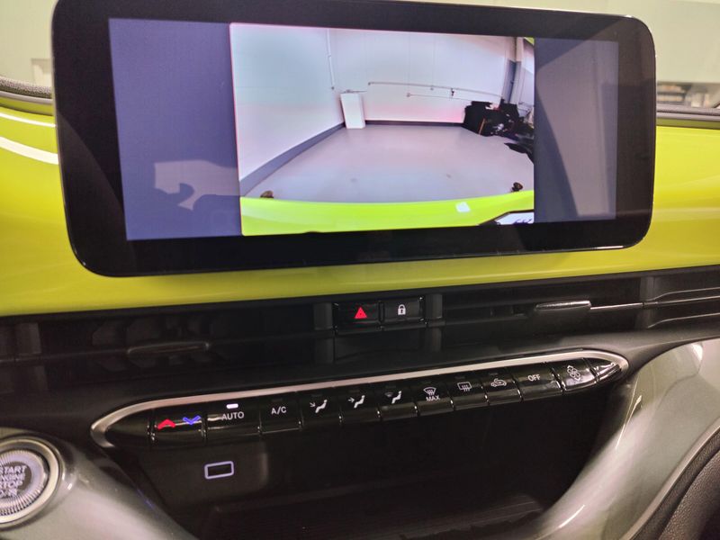 New 2025 Fiat 500e IconaImage 15