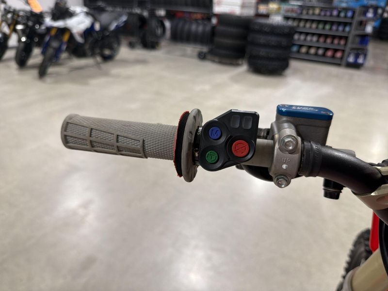 Used 2023 Honda CRF450R Image 22