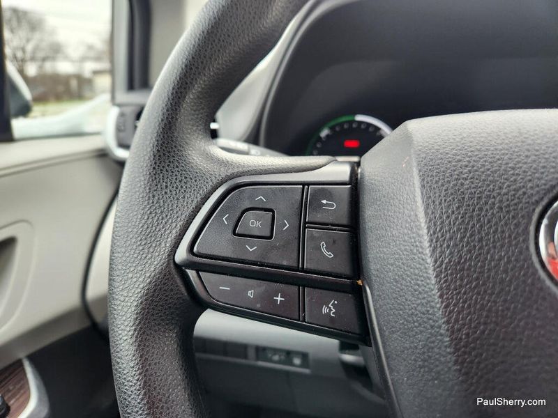 Used 2024 Toyota Sienna LE