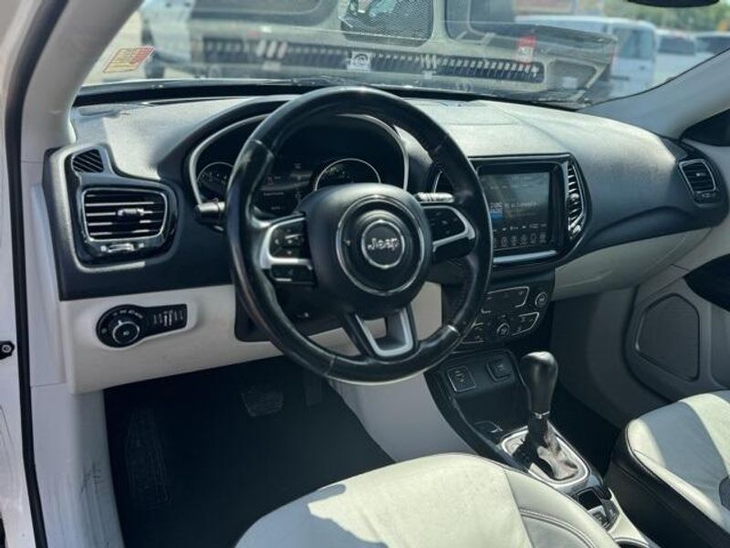 2020 Jeep Compass LimitedImage 13