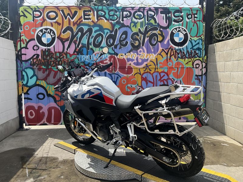 New 2025 BMW F 900 GS Adventure Image 5