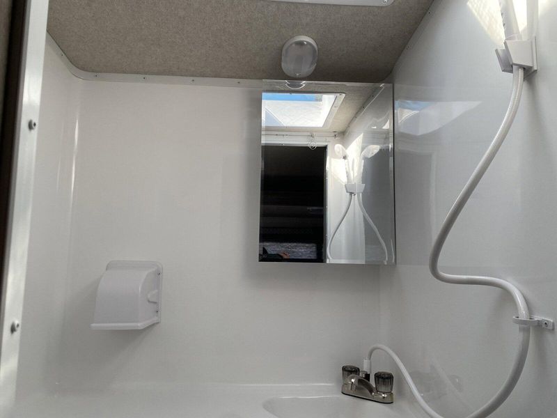 New 2025 ARCTIC FOX 811 W/Gen Image 16