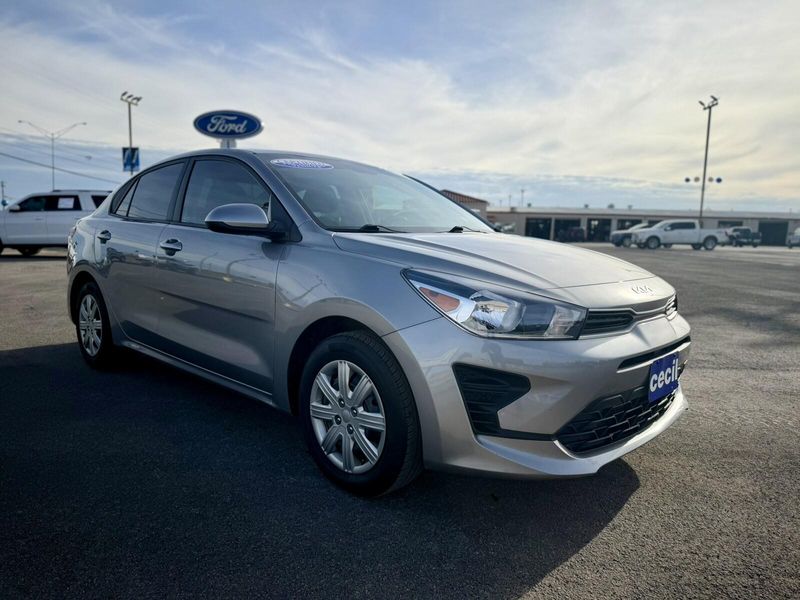2023 Kia Rio S photo 2