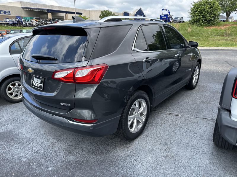2018 Chevrolet Equinox PremierImage 8
