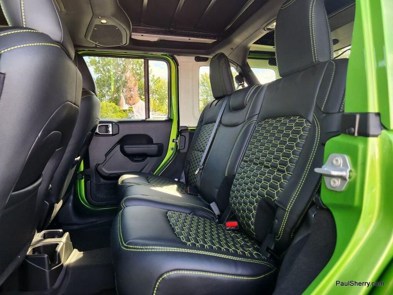 2025 Jeep Wrangler Unlimited Willys photo 38