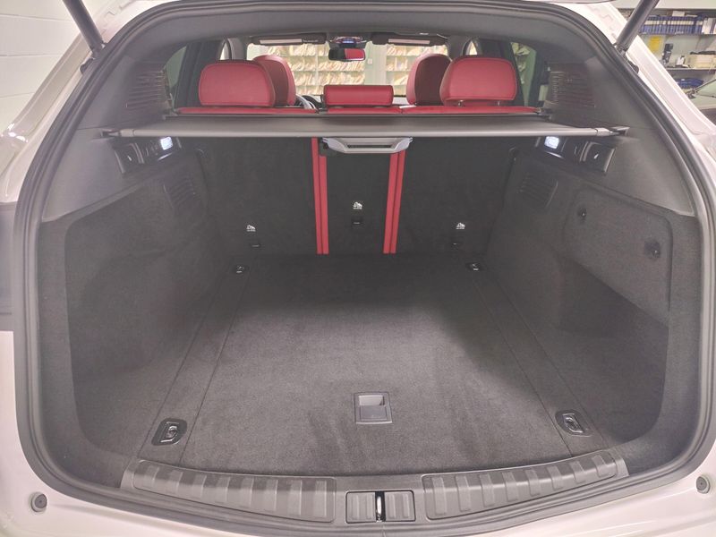 Used 2024 Alfa Romeo Stelvio AWD Sprint w/Sunroof/NavImage 14