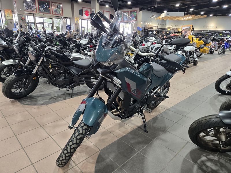 NEW 2026 KAWASAKI KLE 500 ABS SE Image 3