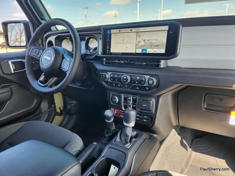 New 2025 Jeep Gladiator Willys 4x4