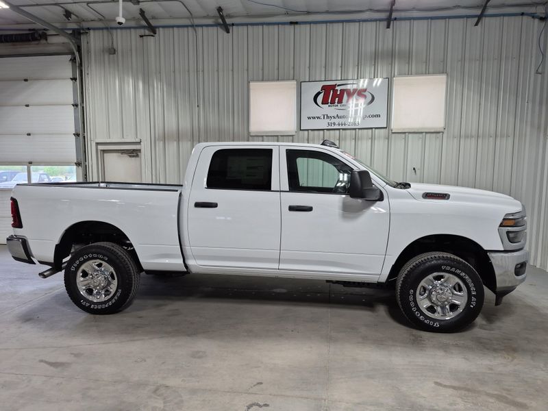 2025 RAM 2500 Tradesman Crew Cab 4x4 6
