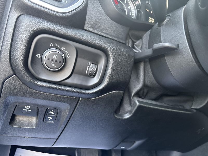 Used 2020 RAM 1500 Big HornImage 18