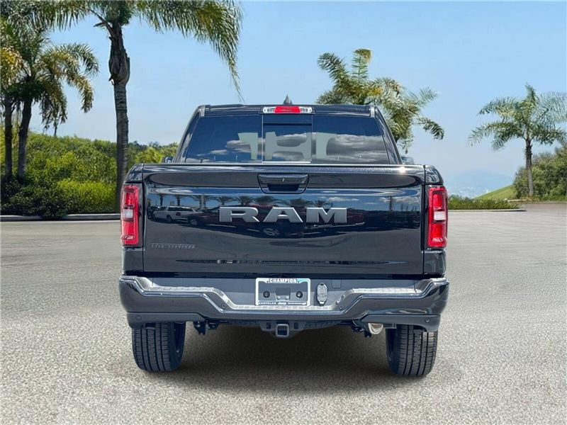 New 2026 RAM 1500 Big Horn Crew Cab 4x2 5'7' Box