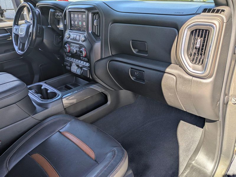 2023 Gmc Sierra HD AT4 photo 37