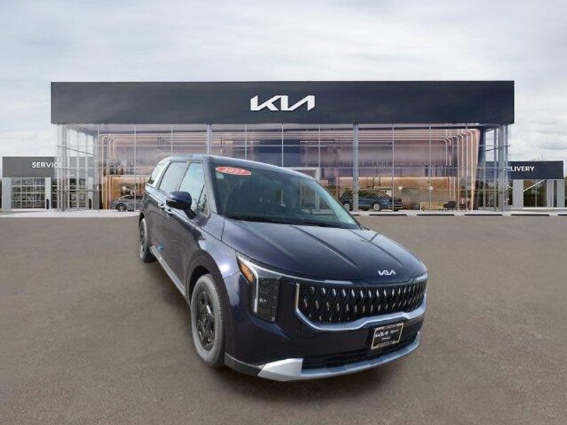 New 2027 Kia Carnival LXSImage 10