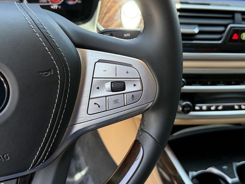2022 BMW 7 Series 740iImage 24