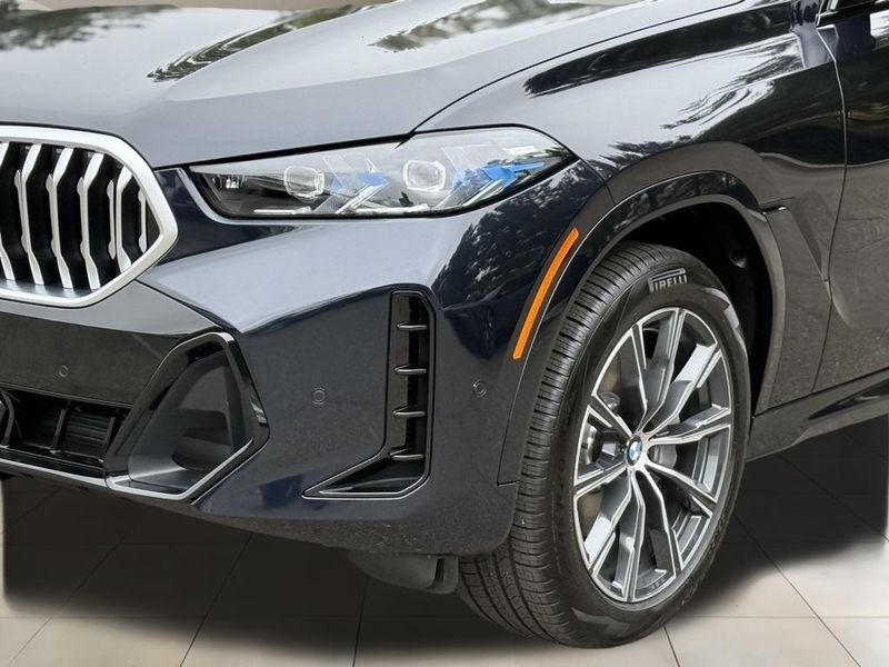 2026 BMW X6 xDrive40iImage 11