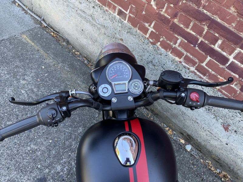 2024 Royal Enfield CLASSIC 350 