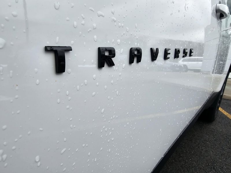 Used 2023 Chevrolet Traverse RSImage 13
