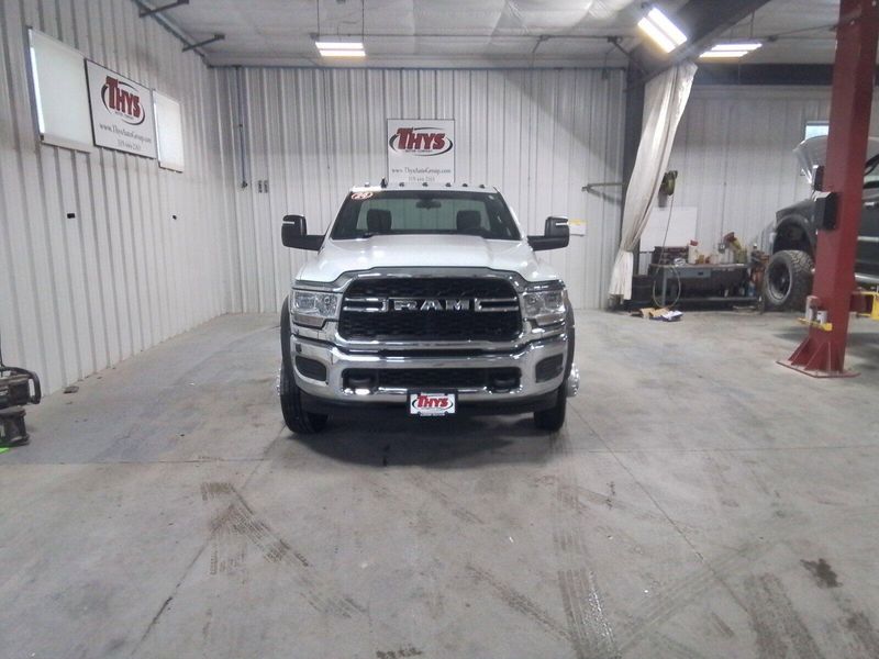 2024 RAM 5500 Chassis Cab TradesmanImage 18