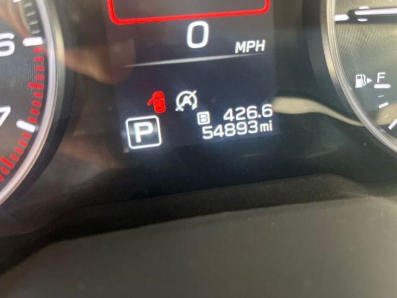 2024 Subaru Outback Onyx Edition XT photo 3