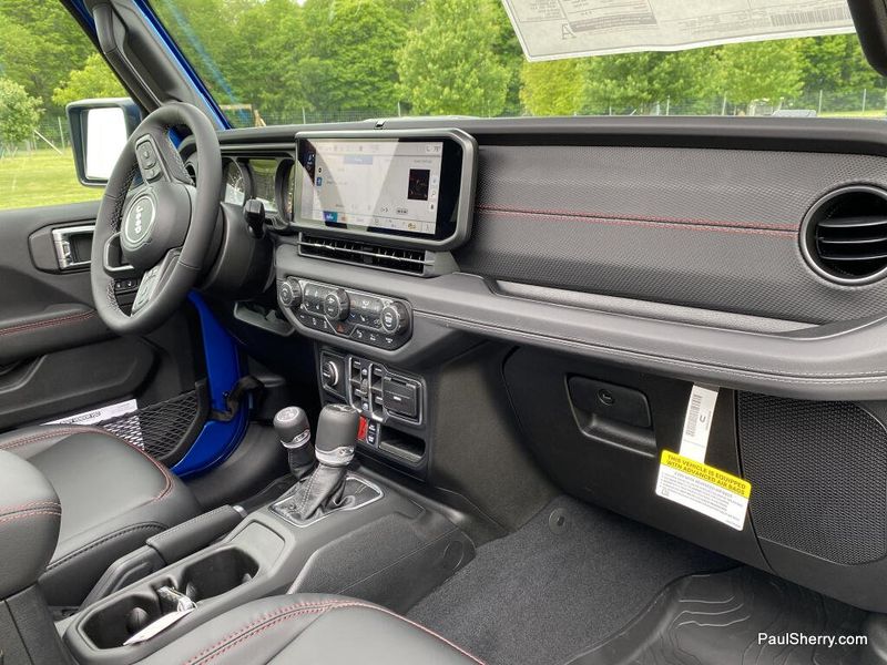 New 2026 Jeep Wrangler 4-door Rubicon X