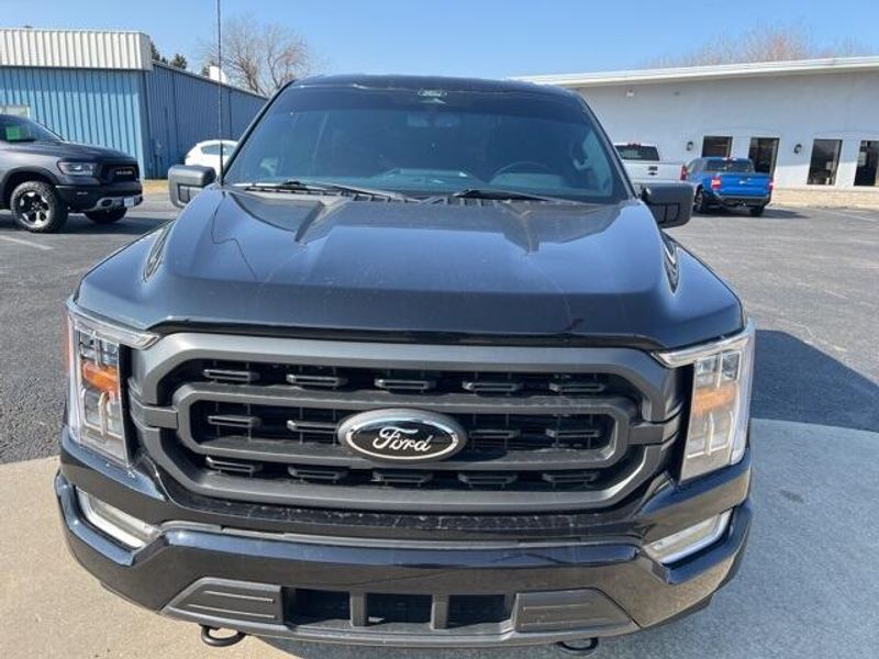 2022 Ford F-150 XLTImage 2