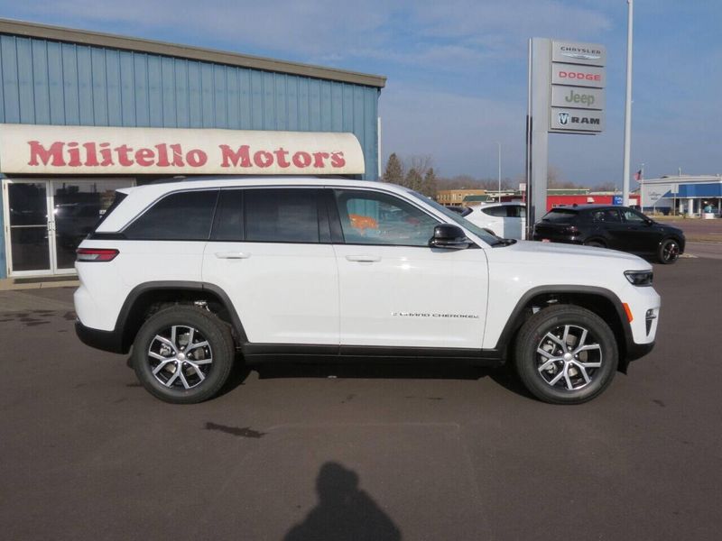 2024 Jeep Grand Cherokee Limited 4x4 in a Bright White Clear Coat exterior color and Taninterior. Militello Motors ​507-200-4344 militellomotors.net 