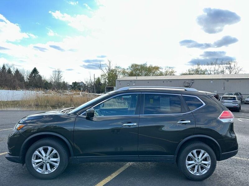 2016 Nissan Rogue SVImage 9