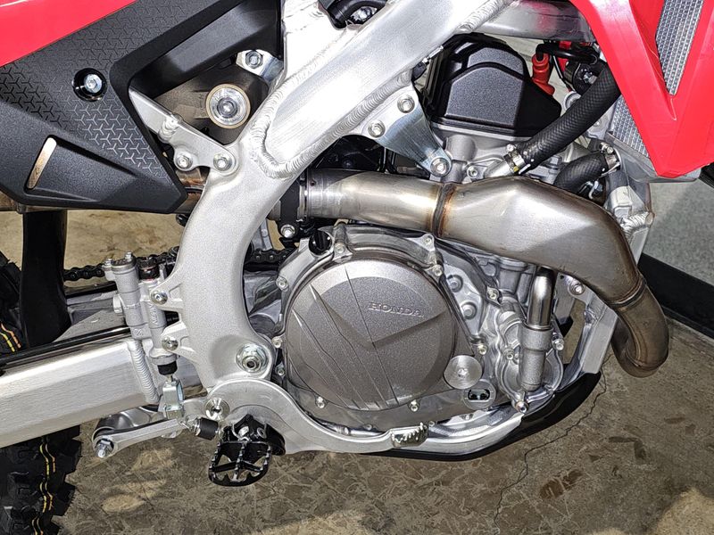 New 2025 Honda CRF450R Image 6