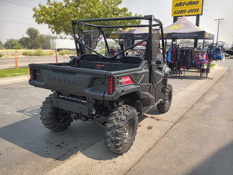 2025 Honda PIONEER 1000 