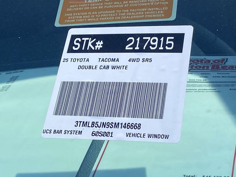 New 2025 Toyota Tacoma SR5Image 20