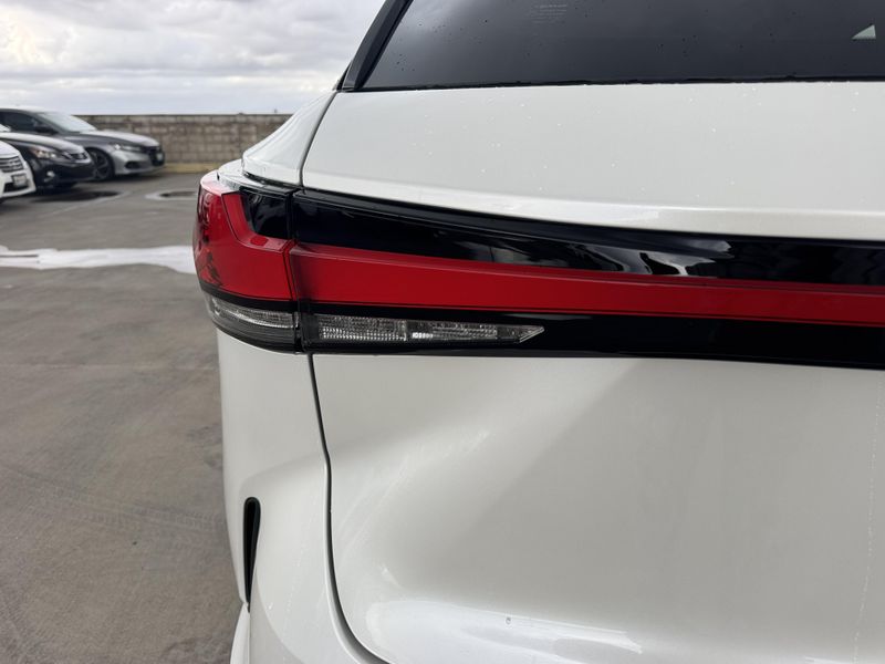 New 2026 Lexus RX 350 Premium+Image 14