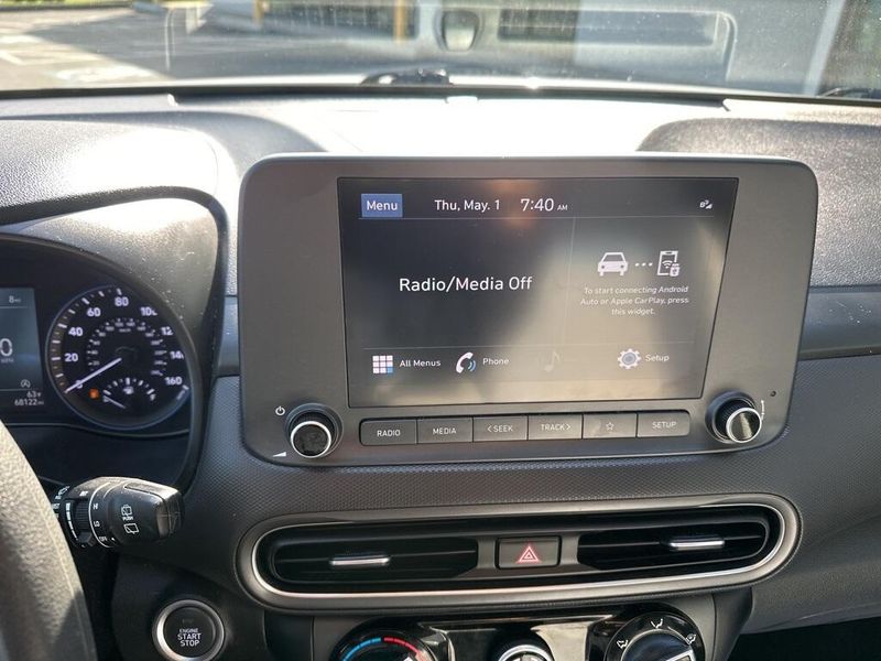 2023 Hyundai Kona SELImage 25