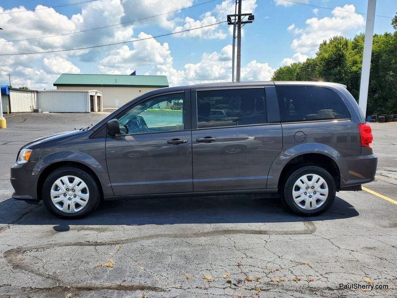 Used 2020 Dodge Grand Caravan SEImage 13