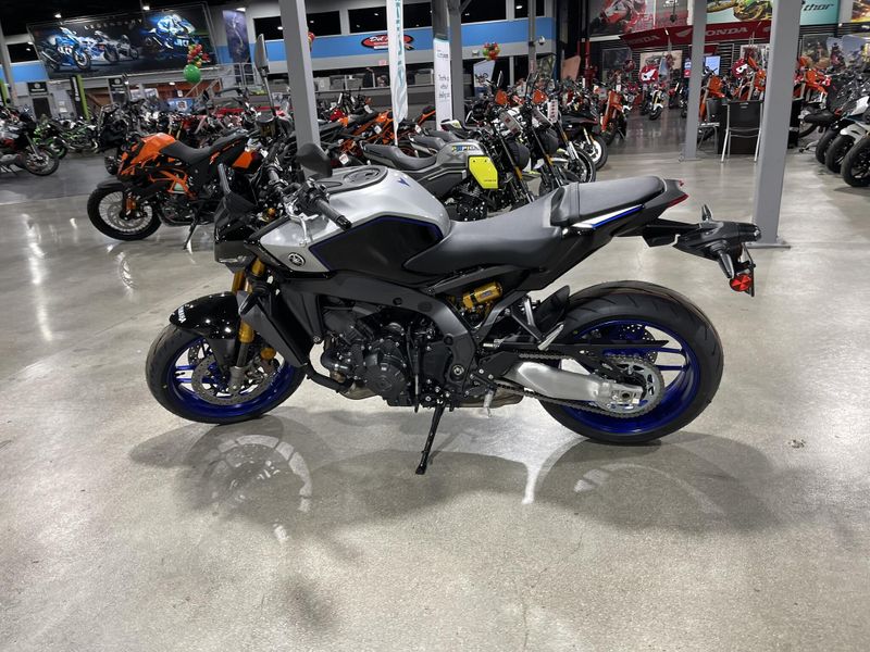 New 2025 Yamaha MT-09 SP Image 4
