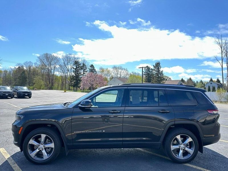 2021 Jeep Grand Cherokee L LimitedImage 9